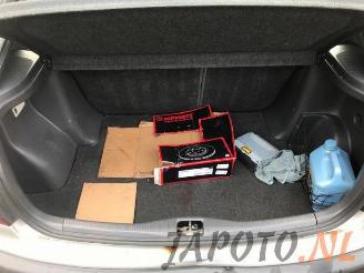 Toyota Corolla Corolla (EB/WZ/CD), Hatchback, 2000 / 2002 1.6 16V VVT-i picture 17