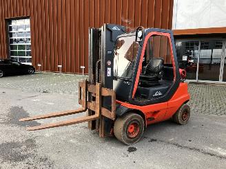 škoda strojů Linde  H30T-03 2001/6