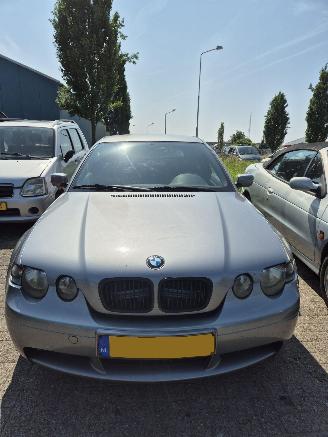 Auto da rottamare BMW 3-serie Compact (E46/5) Hatchback 316ti 16V (N42-B18A) [85kW] 5-BAK 2004/1