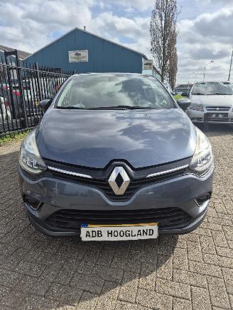 Purkuautot passenger cars Renault Clio IV (5R) Hatchback 5-drs 0.9 Energy TCE 90 12V (H4B-408(H4B-B4)) [66kW] 5-BAK 2016/1