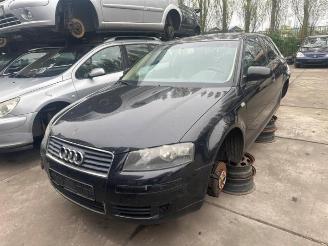 Démontage voiture Audi A3 A3 (8P1), Hatchback 3-drs, 2003 / 2012 1.6 16V FSI 2003/10