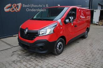Salvage car Renault Trafic Trafic (1FL/2FL/3FL/4FL), Van, 2014 1.6 dCi 90 2015/6