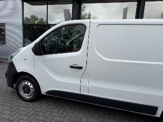Opel Vivaro  picture 3