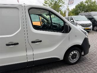 Opel Vivaro  picture 11