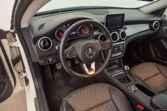 Mercedes Cla-klasse 180 Shooting Brake Leer picture 5