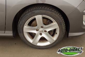 Peugeot 308 SW 1.6 THP XT Clima Pano picture 30