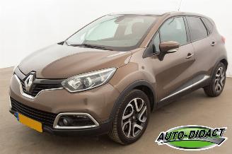 skadebil auto Renault Captur 1.2 TCe Autom verbrande klep 2015/1