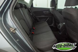Seat Leon 2.0 TDI Automaat Clima Navi Camera picture 22