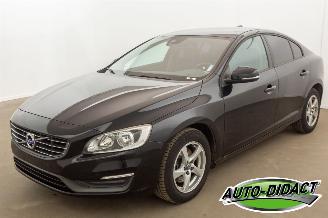 Avarii autoturisme Volvo S-60 1.6 AT Kinetic 58.185 km Car-Pass Navi Clima 2015/3