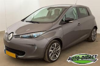 Voiture accidenté Renault Zoé 41kWh Koopaccu Automaat Navi Camera Clima 2017/2