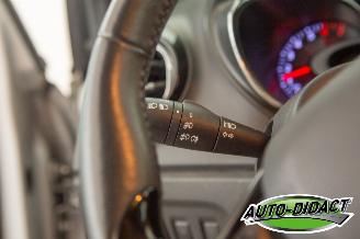 Renault Captur 0.9 TCe Airco Navi Limited picture 16