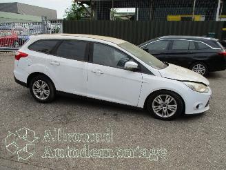 Ford Focus Focus 3 Wagon Combi 1.0 Ti-VCT EcoBoost 12V 125 (M1DA(Euro 5)) [92kW] =
 (02-2012/05-2018) picture 7