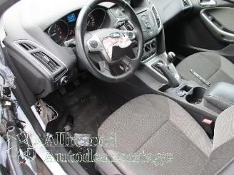 Ford Focus Focus 3 Wagon Combi 1.0 Ti-VCT EcoBoost 12V 125 (M1DA(Euro 5)) [92kW] =
 (02-2012/05-2018) picture 9