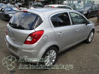 Opel Corsa Corsa D Hatchback 1.4 16V Twinport (A14XER(Euro 5)) [74kW]  (12-2009/0=
8-2014) picture 3