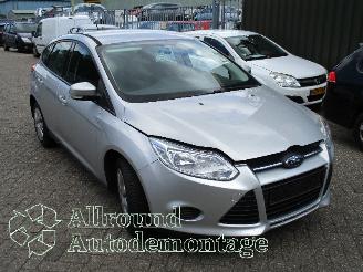 Ford Focus Focus 3 Hatchback 1.6 Ti-VCT 16V 105 (IQDB(Euro 5)) [77kW]  (07-2010/0=
5-2018) picture 2