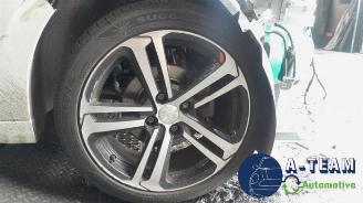 Peugeot 208 208 I (CA/CC/CK/CL), Hatchback, 2012 / 2019 1.2 12V e-THP PureTech 110 picture 33