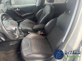 Peugeot 208 208 I (CA/CC/CK/CL), Hatchback, 2012 / 2019 1.2 12V e-THP PureTech 110 picture 18