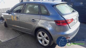 Audi A3 A3 Sportback (8VA/8VF), Hatchback 5-drs, 2012 / 2020 1.4 16V g-tron picture 6