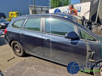 Opel Astra Astra J Sports Tourer (PD8/PE8/PF8), Combi, 2010 / 2015 1.4 Turbo 16V picture 9