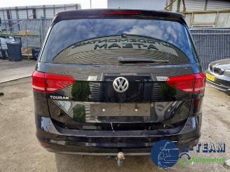 Uttjänta bilar auto Volkswagen Touran Touran (5T1), MPV, 2015 1.5 TSI 2019/5