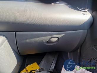 Renault Twingo Twingo II (CN), Hatchback 3-drs, 2007 / 2014 1.2 16V picture 34