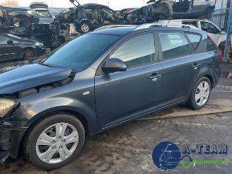 Kia Cee d Cee'd Sporty Wagon (EDF), Combi, 2007 / 2012 1.6 CVVT 16V picture 8