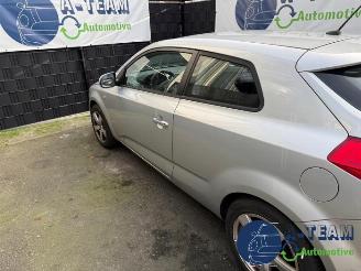 Kia Pro cee d Pro cee'd (EDB3), Hatchback 3-drs, 2008 / 2012 1.4 CVVT 16V picture 10