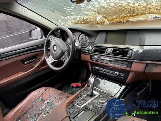 BMW 5-serie 5 serie Touring (F11), Combi, 2009 / 2017 520i 16V picture 13