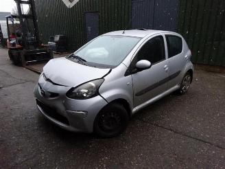 Toyota Aygo Aygo (B10), Hatchback, 2005 / 2014 1.0 12V VVT-i picture 2