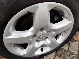 Opel Vectra Vectra C Caravan Combi 1.9 CDTI 120 (Z19DT(Euro 4)) [88kW]  (04-2004/0=
1-2009) picture 19