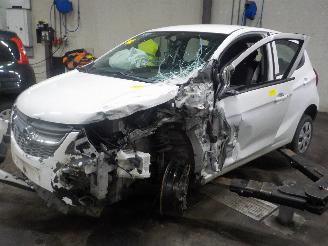 Salvage car Opel Karl Karl Hatchback 5-drs 1.0 12V (B10XE(Euro 6)) [55kW]  (01-2015/03-2019)= 2018