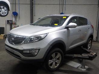 Salvage car Kia Sportage Sportage (SL) Terreinwagen 2.0 CRDi 16V VGT 4x4 (D4HA) [100kW]  (07-20=
10/02-2016) 2010/7