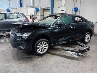 Démontage voiture Audi A3 A3 Limousine (8YS) Sedan 1.0 30 TFSI 12V Mild Hybrid (DLAA) [81kW]  (0=
6-2020/...) 2023