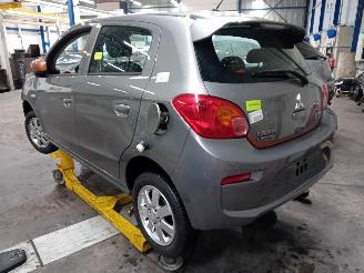 Mitsubishi Space-star Space Star (A0) Hatchback 1.0 12V (3A90(Euro 5)) [52kW]  (05-2012/...)= picture 4