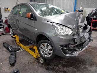 Mitsubishi Space-star Space Star (A0) Hatchback 1.0 12V (3A90(Euro 5)) [52kW]  (05-2012/...)= picture 2