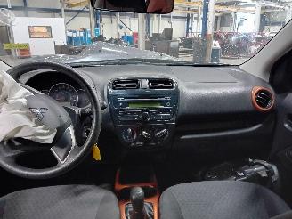 Mitsubishi Space-star Space Star (A0) Hatchback 1.0 12V (3A90(Euro 5)) [52kW]  (05-2012/...)= picture 5