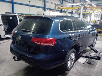 Volkswagen Passat Passat Variant (3G5) Combi 1.6 TDI 16V (DCXA) [88kW]  (08-2014/11-2020=
) picture 3
