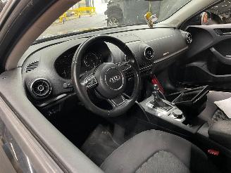 Audi A3 A3 Sportback (8VA/8VF) Hatchback 5-drs 1.4 TFSI 16V e-tron (CUKB(Euro =
6)) [110kW]  (05-2014/10-2020) picture 5