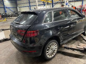 Audi A3 A3 Sportback (8VA/8VF) Hatchback 5-drs 1.4 TFSI 16V e-tron (CUKB(Euro =
6)) [110kW]  (05-2014/10-2020) picture 3