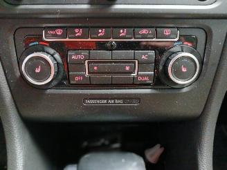 Volkswagen Golf Golf VI (5K1) Hatchback 1.4 TSI 122 16V (CAXA(Euro 5)) [90kW]  (10-200=
8/11-2012) picture 20