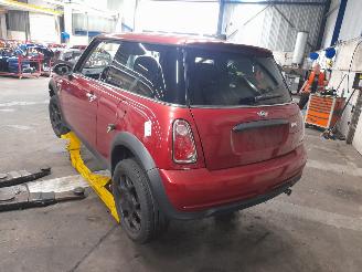 Mini Mini Mini One/Cooper (R50) Hatchback 1.6 16V One (W10-B16A) [66kW]  (06-200=
1/03-2007) picture 4