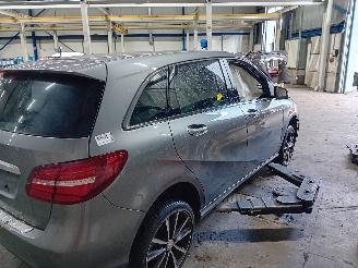 Mercedes B-klasse B (W246) Hatchback 1.6 B-200 BlueEFFICIENCY Turbo 16V (M270.910) [115k=
W]  (11-2011/12-2018) picture 3