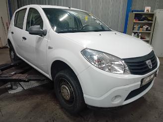 Dacia Sandero Sandero I (BS) Hatchback 1.2 16V (D4F-732(D4F-F7)) [55kW]  (11-2008/12=
-2012) picture 2