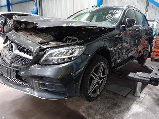 Coche siniestrado Mercedes C-klasse C Estate (S205) Combi C-200d 1.6 Turbo 16V (OM654.916) [118kW]  (05-20=
18/02-2021) 2019
