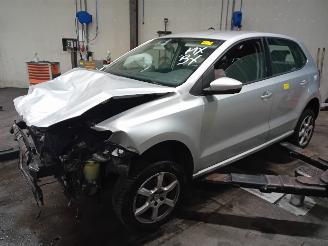 Autoverwertung Volkswagen Polo Polo V (6R) Hatchback 1.2 TSI (CBZC(Euro 5)) [66kW]  (05-2011/05-2014)= 2013