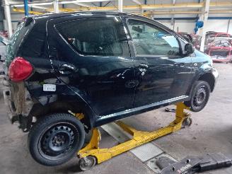 Toyota Aygo Aygo (B10) Hatchback 1.0 12V VVT-i (1KR-FE) [50kW]  (07-2005/05-2014) picture 3