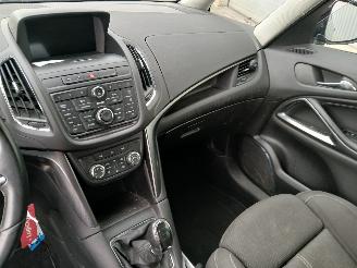 Opel Zafira Zafira Tourer (P12) MPV 1.4 Turbo 16V ecoFLEX (A14NET(Euro 5)) [88kW] =
 (10-2011/06-2014) picture 17