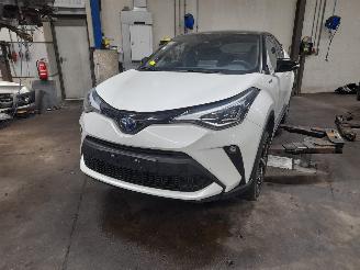 Démontage voiture Toyota C-HR C-HR (X1,X5) SUV 2.0 16V Hybrid (M20AFXS) [112kW]  (10-2019/...) 2021