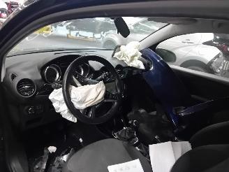 Opel Adam Adam Hatchback 3-drs 1.4 16V (D14XEL(Euro 6d-temp)) [64kW]  (10-2012/0=
5-2019) picture 5