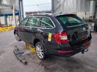 Skoda Octavia Octavia Combi (5EAC) Combi 5-drs 1.6 TDI GreenTec 16V (CLHA) [77kW]  (=
11-2012/07-2020) picture 4